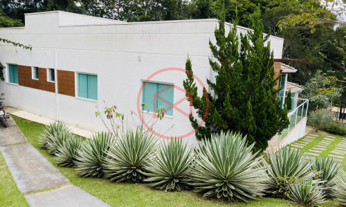 Chácara em Condomínio Fechado - Interior de São Paulo em Ibiúna!!