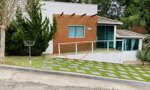 Chácara em Condomínio Fechado - Interior de São Paulo em Ibiúna!!