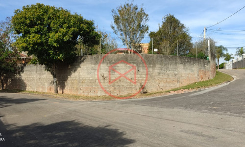 Chácara em Condomínio Antes do Centro!!