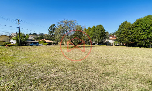 Lote em Condomínio Fechado antes do Centro de Ibiúna