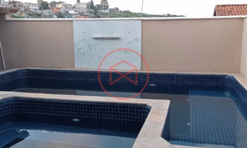 Casa no Centro de Ibiúna!! Interior de São Paulo