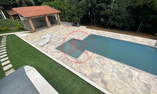 Chacara em Condominio Próximo do Centro!!