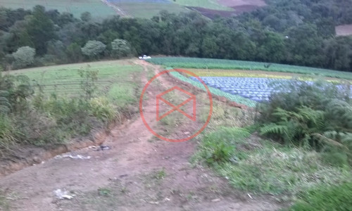 Sítio em Piedade !!