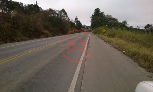 Sítio em Piedade !!