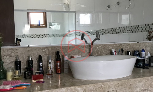 Chácara em Condomínio Antes do Centro!!