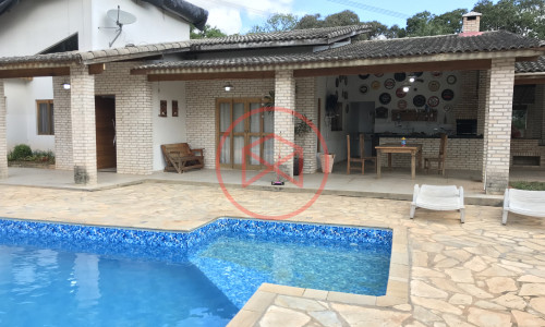 Chácara em Condomínio Antes do Centro!!