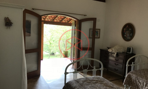 Chácara Pé N'agua em Condominio Fechado