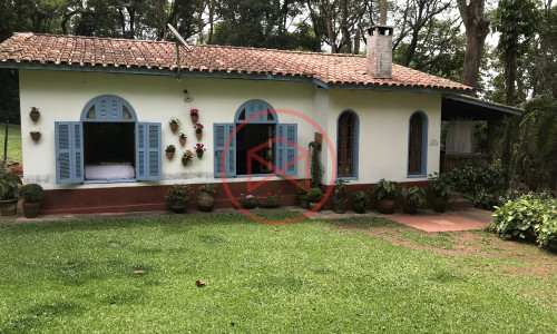 Chácara Pé N'agua em Condominio Fechado