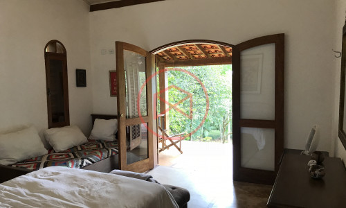 Chácara Pé N'agua em Condominio Fechado