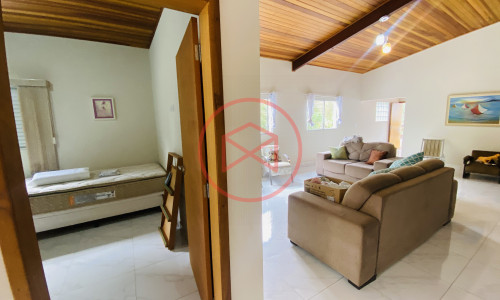 Chácara em Condomínio Antes do Centro de Ibiúna!