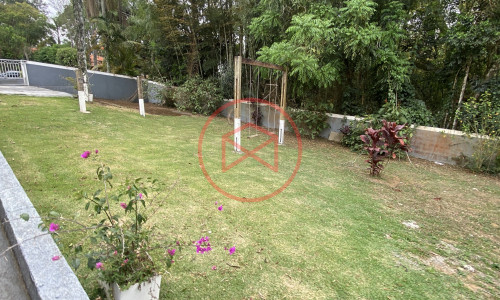 Chácara em Condomínio Antes do Centro de Ibiúna!