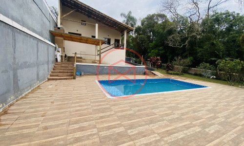 Chácara em Condomínio Antes do Centro de Ibiúna!