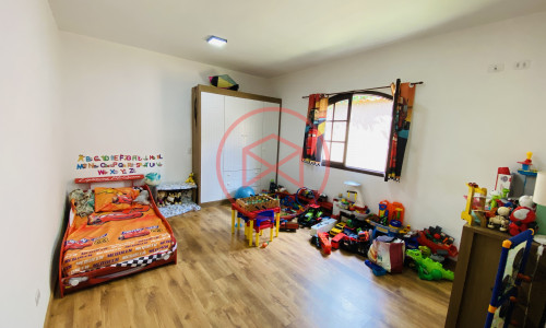 Chácara em Condomínio no Centro de Ibiúna!!