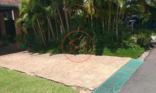 Chácara em Condomínio Antes do Centro!!