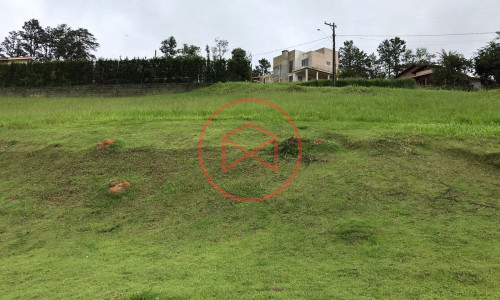 Lote em Condomínio Fechado!!