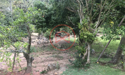 Chácara em Condomínio Fechado!!