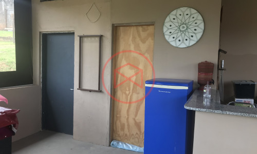 Chácara em Condomínio Fechado!!