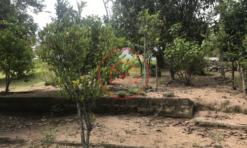 Chácara em Condomínio Fechado!!