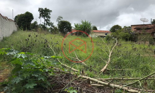 Lote em Condomínio Fechado!!