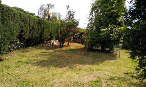 Chácara em Condomínio Próximo do Centro de Ibiúna!!