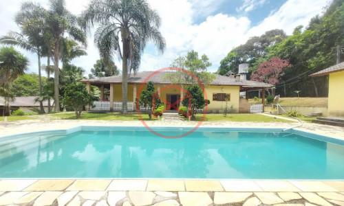 Sítio com 30 mil mts² em Ibiuna!!!