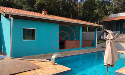 Chácara Antes do Centro de Ibiúna!!