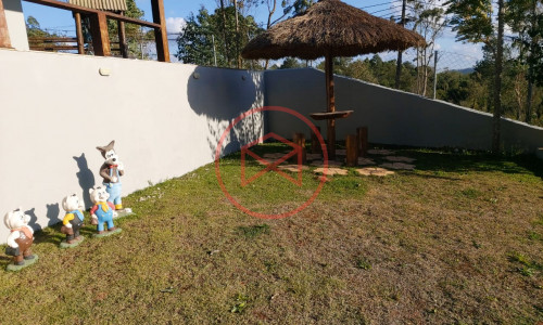 Chácara Antes do Centro de Ibiúna!!