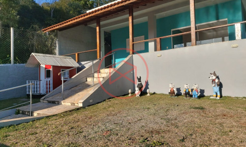 Chácara Antes do Centro de Ibiúna!!