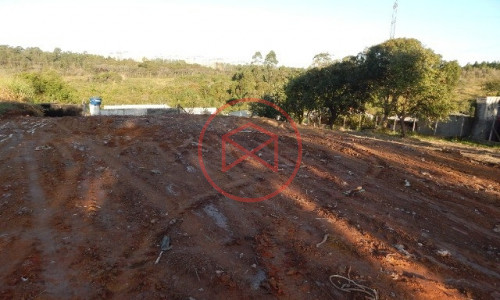 Terreno antes do centro de Ibiúna!