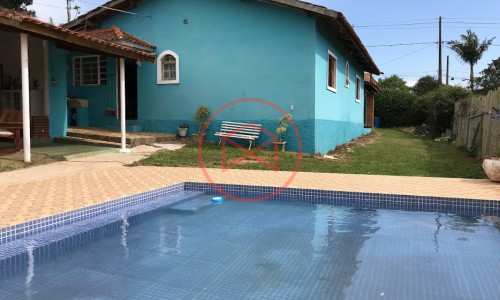 Chácara em Condomínio Fechado Antes do Centro de Ibiúna!!