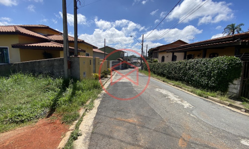 Terreno no Centro de Ibiúna