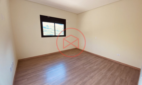 Chácara em Condomínio Fechado em Ibiúna!!