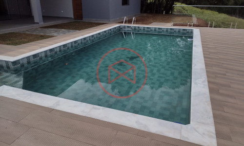 Chácara em Condomínio Fechado em Ibiúna!!