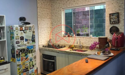 Casa no Centro de Ibiúna!