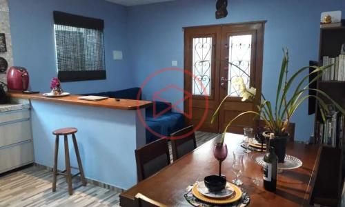 Casa no Centro de Ibiúna!