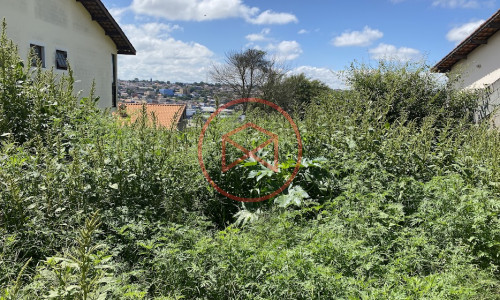 Terreno em Loteamento no centro de Ibiuna!