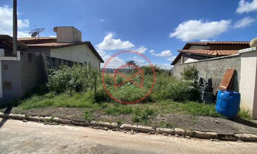 Terreno em Loteamento no centro de Ibiuna!