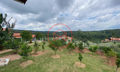 Chácara Próximo do Centro de Ibiúna!!
