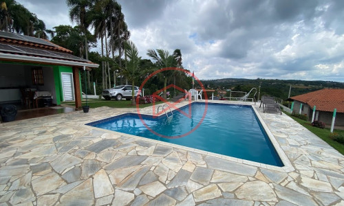 Chácara Próximo do Centro de Ibiúna!!