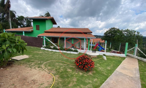 Chácara Próximo do Centro de Ibiúna!!