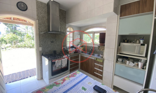 Chácara em Condomínio Fechado no centro de Ibiúna!!