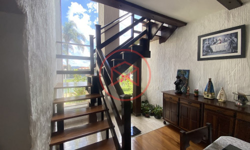 Chácara em Condomínio Fechado no centro de Ibiúna!!