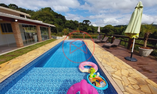 Chacara em Condomínio Fechado!!