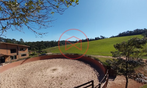 Haras Completo em Ibiúna!