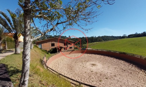 Haras Completo em Ibiúna!