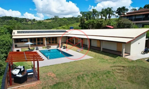 Chácara em Condomínio Próximo do Centro!!