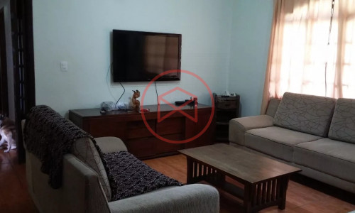 Chácara com 3.000 mts antes do centro de Ibiúna!