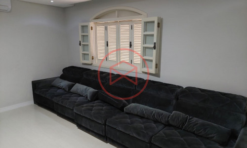 Chácara com 5.000 mts antes do Centro de Ibiúna