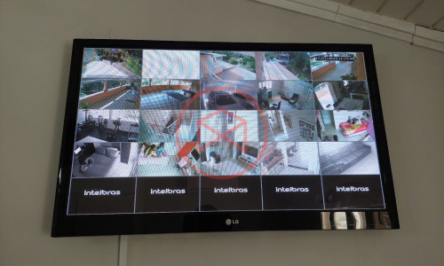 Chácara com 5.000 mts antes do Centro de Ibiúna