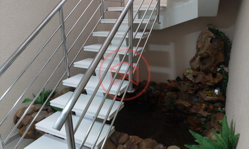 Chácara com 5.000 mts antes do Centro de Ibiúna